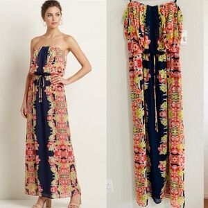 ✨Beautiful NWT Strapless Tropical Boho Print Maxi Dress ✨
